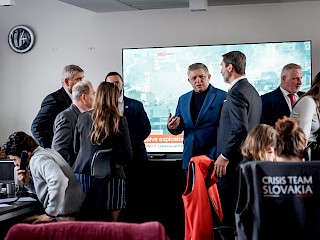 Fotogaléria k článku "Robert Fico: Vláda sa aktuálne zaoberá otázkou, ako dostať domov na Slovensko tých najzraniteľnejších"