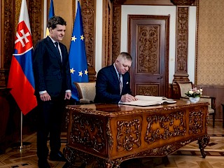 Fotogaléria k článku "Robert Fico v Bukurešti: Mali by sme mať väčší priestor na rozvoj bilaterálnych vzťahov"