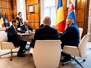 Fotogaléria k článku "Robert Fico v Bukurešti: Mali by sme mať väčší priestor na rozvoj bilaterálnych vzťahov"