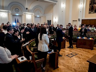 Fotogaléria k článku "Robert Fico v Rumunsku: Stretnutia s krajanmi sú vzácnou príležitosťou na upevňovanie vzájomných vzťahov"