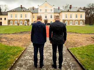 Fotogaléria k článku "Robert Fico: Spoločné rokovanie slovenskej a českej vlády bolo hlasom zdravého rozumu"