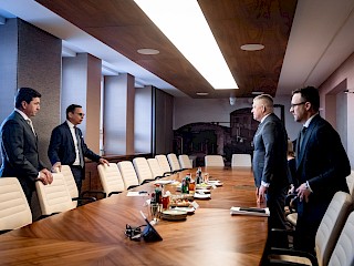 Fotogaléria k článku "Robert Fico: Keď Slovnaft vráti ropu do štátnych hmotných rezerv, môžeme zrušiť stav ropnej núdze"
