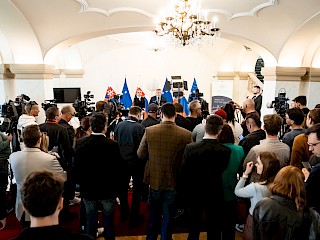 Fotogaléria k článku "Vláda SR ponecháva stav ropnej núdze, ceny pohonných hmôt zostávajú stabilné"