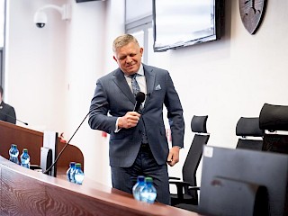 Fotogaléria k článku "Diskusia predsedu vlády so študentmi v Trenčíne"