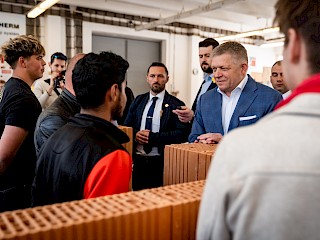 Fotogaléria k článku "Robert Fico: Za minútu nájdete desať právnikov, ale jedného remeselníka hľadáte desať dní"