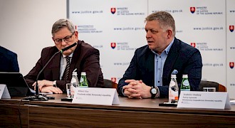 R. Fico: Slovenská republika pre zákaz dovozu ruského plynu podáva žalobu na Súdny dvor EÚ