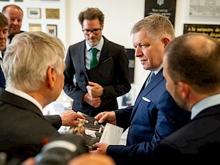Fotogaléria k článku "Predseda vlády SR Robert Fico na návšteve Bavorska"