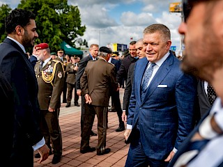 Fotogaléria k článku "Predseda vlády SR Robert Fico na medzinárodnom veľtrhu IDEB"