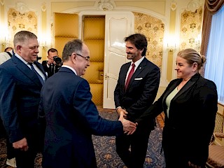 Fotogaléria k článku "Predseda vlády SR Robert Fico sa stretol s prezidentom Albánska Bajramom Begajom"