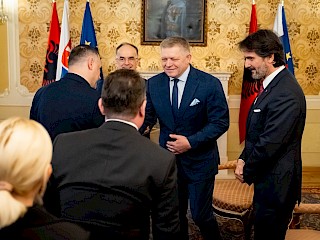 Fotogaléria k článku "Predseda vlády SR Robert Fico sa stretol s prezidentom Albánska Bajramom Begajom"