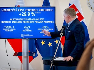 Fotogaléria k článku "Robert Fico: Vláda chce predložiť 1. balík prorastových opatrení na najbližšom rokovaní NR SR"