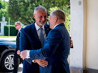 Fotogaléria k článku "R. Fico: Traja slovenskí najvyšší ústavní činitelia sú spolu"