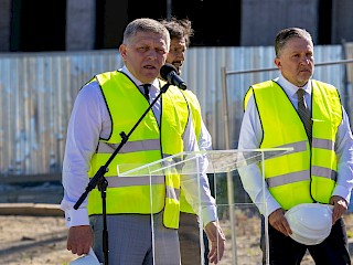 Fotogaléria k článku "R. Fico: Vláda SR plne podporuje výstavbu prešovskej nemocnice"
