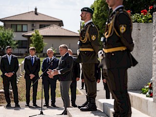 Fotogaléria k článku "R. Fico: Vojenské cintoríny nemôžu byť len mauzóleami, ale živou pripomienkou slobody"