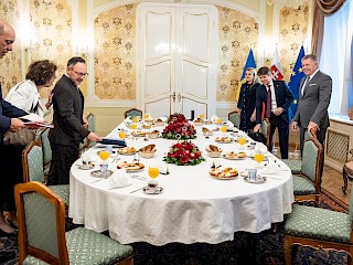 Fotogaléria k článku "Robert Fico sa stretol s predsedom vlády Andorského kniežatstva Xavierom Espotom Zamorom"