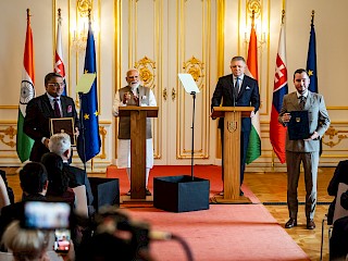 Fotogaléria k článku "Predseda vlády SR Robert Fico sa stretol s indickým premiérom Naréndrom Módím"