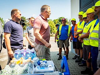 Fotogaléria k článku "Robert Fico o ľuďoch pracujúcich vo vysokých teplotách: Robiť v týchto podmienkach je niekedy na hranici hrdinstva"