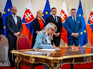Fotogaléria k článku "R. Fico: Na prelome augusta a septembra sa začnú zapínať pece v Žiari nad Hronom"