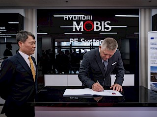 Fotogaléria k článku "Nový závod Mobis v Novákoch je vynikajúcim príkladom transformácie regiónu Horná Nitra"