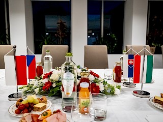 Fotogaléria k článku "R. Fico: Premiéri V4 majú rovnaký záujem, a to je riešenie vysokých cien elektrickej energie"