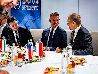 Fotogaléria k článku "R. Fico: Premiéri V4 majú rovnaký záujem, a to je riešenie vysokých cien elektrickej energie"