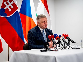 Fotogaléria k článku "R. Fico: Premiéri V4 majú rovnaký záujem, a to je riešenie vysokých cien elektrickej energie"