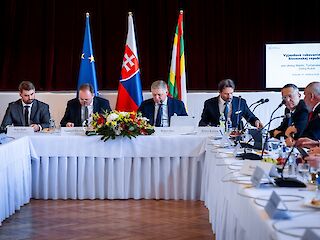 Fotogaléria k článku "Vláda v Dubovom podporila rozvoj regiónov Turca, Oravy a severného Slovenska sumou viac ako 2,3 milióna eur"