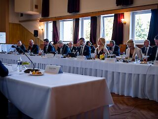 Fotogaléria k článku "Vláda v Dubovom podporila rozvoj regiónov Turca, Oravy a severného Slovenska sumou viac ako 2,3 milióna eur"