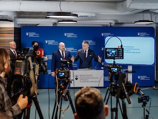 Fotogaléria k článku "Predseda vlády SR Robert Fico na Ministerstve cestovného ruchu a športu SR"