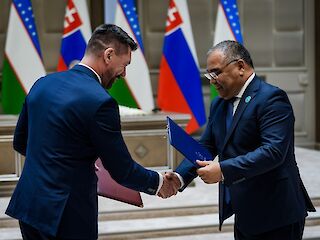 Fotogaléria k článku "Historicky prvá návšteva predsedu vlády SR v Uzbekistane"