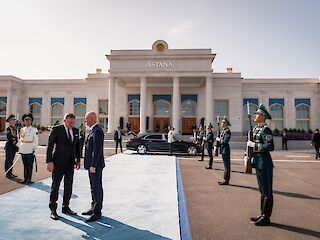 Fotogaléria k článku "Predseda vlády SR Robert Fico pokračuje tretím dňom návštevy Strednej Ázie"