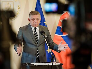 Fotogaléria k článku "Predseda vlády SR Robert Fico: Medzinárodné ratingové agentúry potvrdzujú zodpovedné riadenie slovenských verejných financií. Pre Slovensko pripravíme novú strategickú víziu"