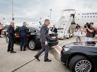 Fotogaléria k článku "Robert Fico po rokovaní s predsedníčkou EK: Slovensko bude žiadať kompenzácie a výnimky"
