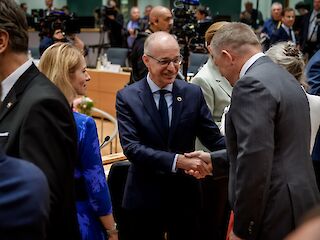 Fotogaléria k článku "Robert Fico po rokovaní s predsedníčkou EK: Slovensko bude žiadať kompenzácie a výnimky"