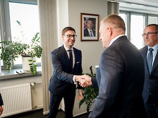 Fotogaléria k článku "R. Fico na ministerstve práce: 13. dôchodok je nedotknuteľný"
