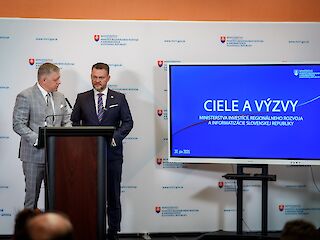 Fotogaléria k článku "R. Fico: Európske fondy sú neopakovateľné a cenné peniaze pre Slovensko"