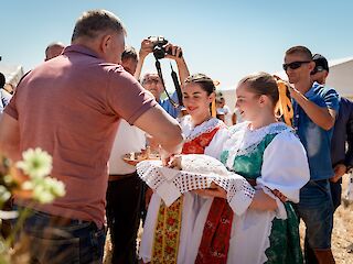 Fotogaléria k článku "R. Fico: Žatva bude pre slovenské potreby dostatočná"