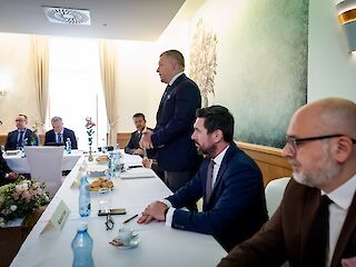 Fotogaléria k článku "Vláda schválila finančnú pomoc vo výške 2 010 000 eur."