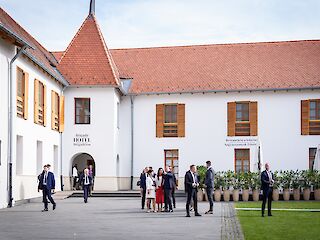 Fotogaléria k článku "Vláda schválila finančnú pomoc vo výške 2 010 000 eur."