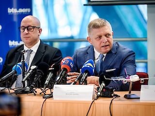 Fotogaléria k článku "Robert Fico: Teším sa z obnovenia leteckej linky medzi Bratislavou a Košicami"