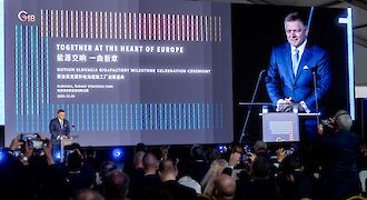 Robert Fico: Baterkáreň v Šuranoch je správne a nadčasové rozhodnutie