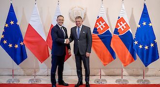 Predseda vlády SR Robert Fico sa stretol s poľským prezidentom Karolom Nawrockim