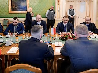 Fotogaléria k článku "Predseda vlády SR Robert Fico sa stretol s poľským prezidentom Karolom Nawrockim"