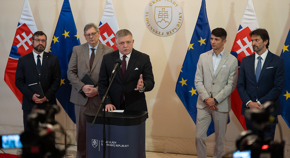 Robert Fico: Infringement je preventívny krok, na 100 % môžem potvrdiť, že k zmene ústavy nedôjde