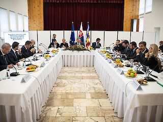 Fotogaléria k článku "Viac ako 2 a pol milióna eur pre okresy Svidník, Stropkov a Medzilaborce"