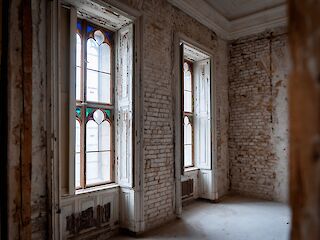 Fotogaléria k článku "Schátraný Kaštieľ v Rusovciach sa postupne mení v jedinečný klenot"