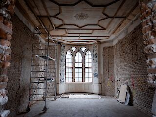 Fotogaléria k článku "Schátraný Kaštieľ v Rusovciach sa postupne mení v jedinečný klenot"