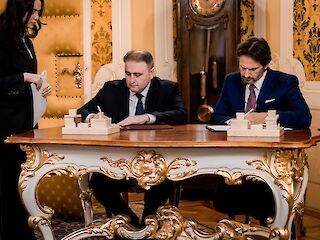 Fotogaléria k článku "Predseda vlády SR Robert Fico sa stretol s prezidentom Azerbajdžanu Ilhamom Alijevom"