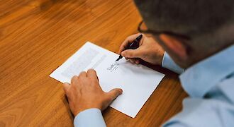 List šiestich premiérov EÚ adresovaný predsedníčke Európskej komisie k výzve na ochranu európskeho priemyslu