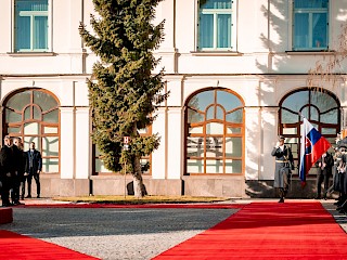 Fotogaléria k článku "Robert Fico: Budeme pokračovať v spoločných rokovaniach slovenskej a českej vlády"